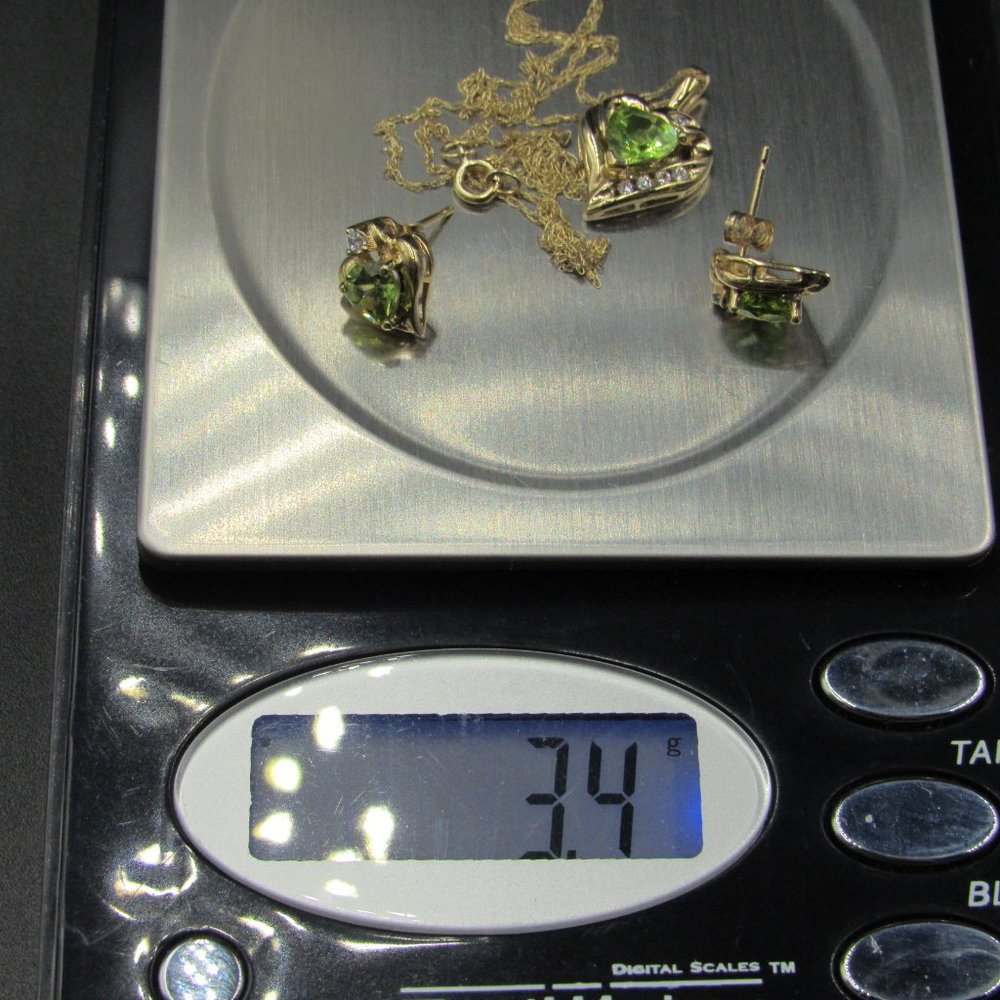 18" 10K Gold Peridot And CZ Necklace & Earrings - Picture 8 of 8